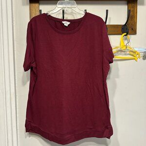 Maroon short sleeve shirt